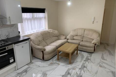 Kitchen Diner Revers