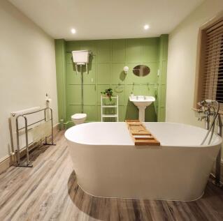 Hamstead Drive | YARMOUTH photo 4