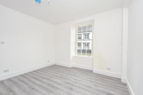 Flat 2 Pic 5 T202511101111.jpg