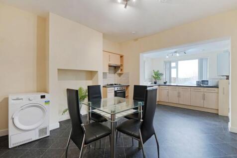 Kitchen, pic 1.jpeg