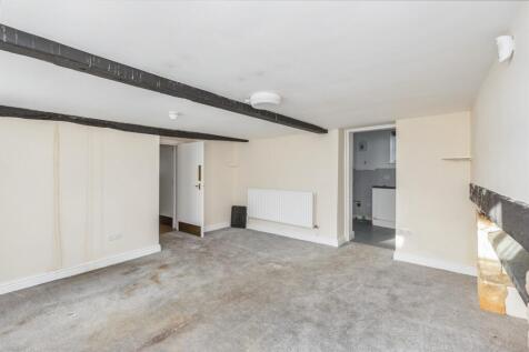 107 High Street, Witney, Oxfordshire, OX28 6HY