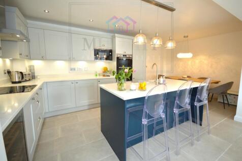 Seam Way, Pontefract (22)Kitchen Dining.JPG