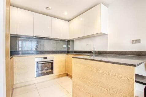 Kitchen 4.jpg