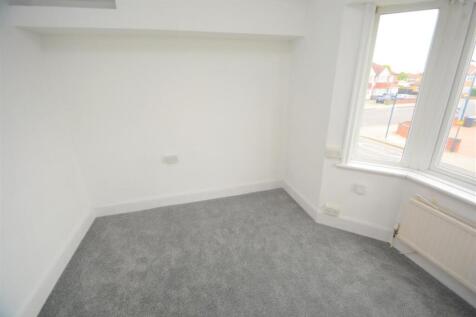 Kenton Road, Harrow photo 3
