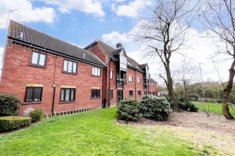 Rear communal gardens