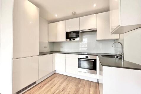 flat 5 46 chippen...