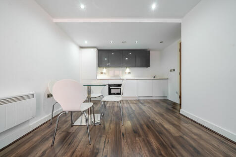 Maddison House000...