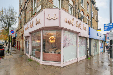 Holloway Road 666...