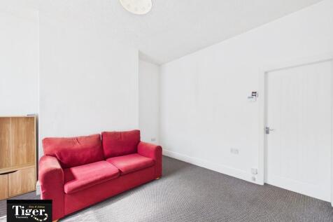Whittaker Avenue, Blackpool photo 3