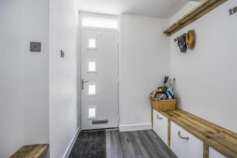 29 Wraysbury Park Drive, Emsworth-PorticoMarketing