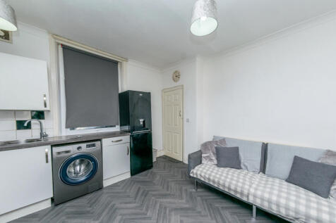 ASQUITH AVENUE MORLEY LEEDS photo 3