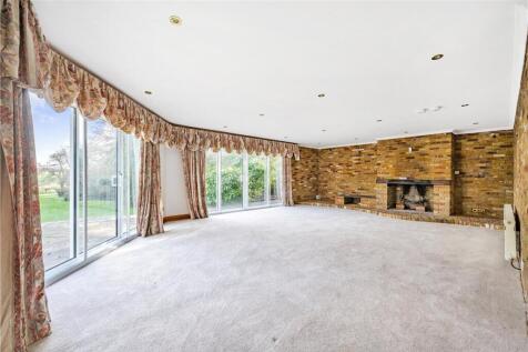 Bacombe Lane, Wendover, Aylesbury, HP22 photo 4
