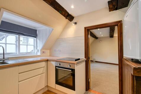 Flat 2 97 Cartway-3.jpg