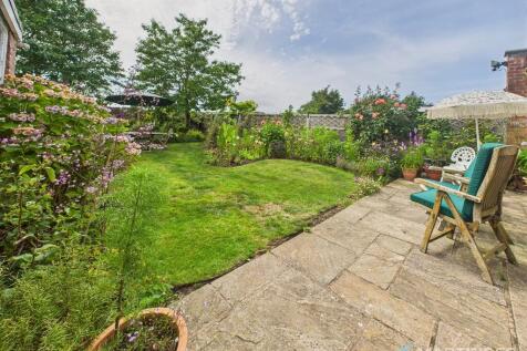 CAM02318G0-PR0519...