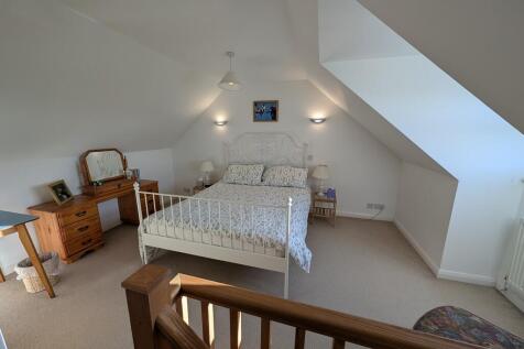 PXL_20251202_1033...