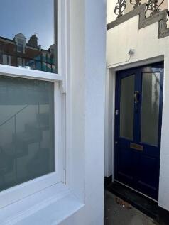 Harwood Frontdoor .jpg