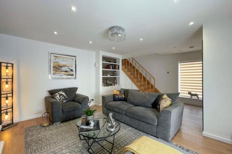 Living Room (5)