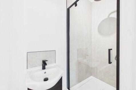Room 1 ensuite
