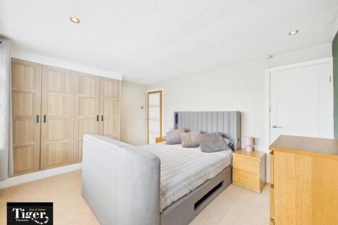 CAM03440G0-PR0416...