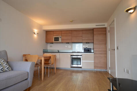 2 Double Bedroom Apartment to Rent
