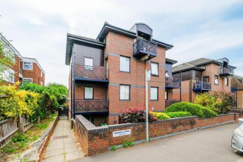 London, E4 - property photo