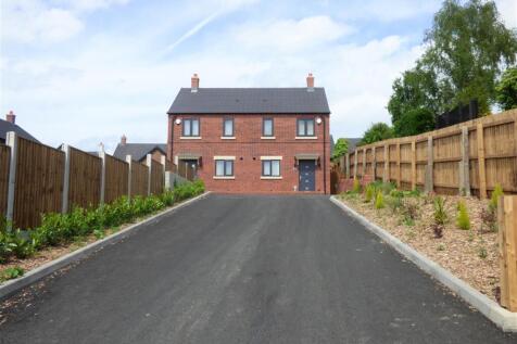 24 Little Hallam Hill - Drive.JPG