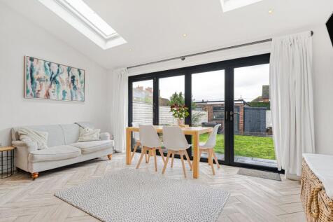 Open Plan Dining