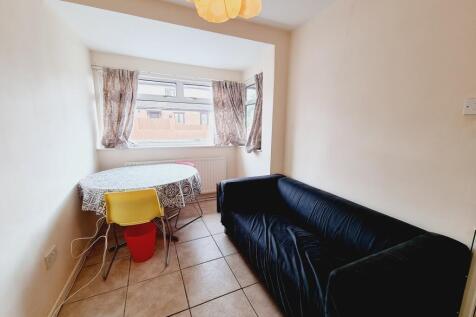 1a Southlea Close photo 4