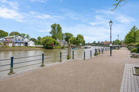 Twickenham, TW1 - property photo