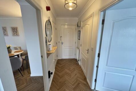 Quay House Apartments, West Quay, Ramsey, Isle Of Man, IM8 1DD photo 4
