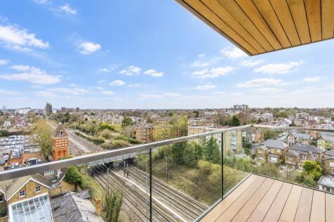 05-balcony-view.jpg