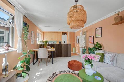 Open Living Kitchen_5.jpeg