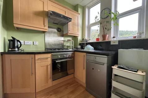 22A Damdale, Peebles, EH45 8DG photo 4