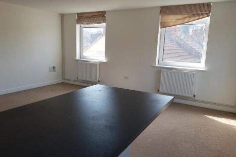 Commercial Road, Swindon photo 3