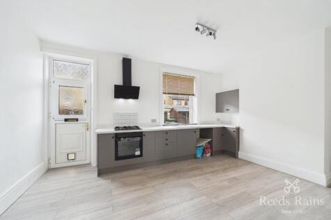 Ramsden Street, Golcar, Huddersfield, West Yorkshire, HD7 photo 3