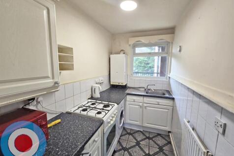 Oak Court, Whiteoak Road Manchester, M14 6UA photo 4