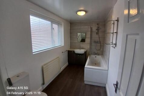 11 Ellison street 04.02 (5)