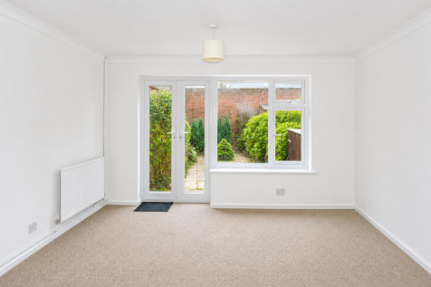 Pickwick Crescent, Bury St. Edmunds photo 3