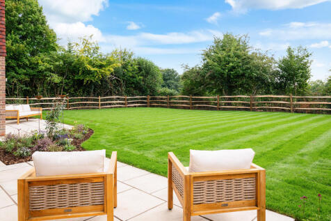 THE LIMES, BUXTED...