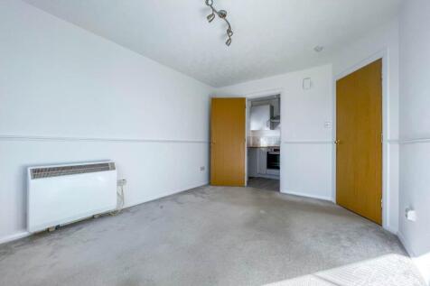 Bracken Lodge, 39 Twynham Road, Southbourne photo 3