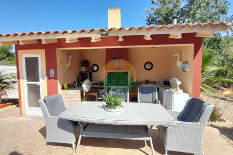 4 Bedroom Detached For Sale-TOT20-2