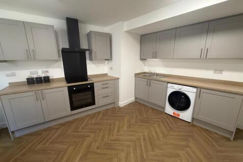 communal kitchen.jpeg