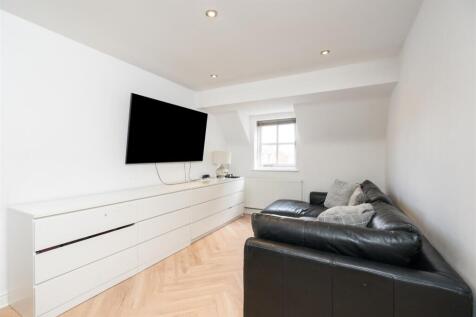 Flat 2 Croft House_2.jpg