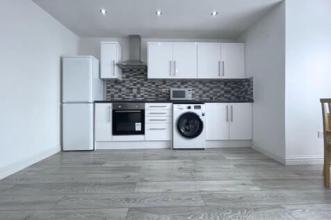 Living/Kitchen Area