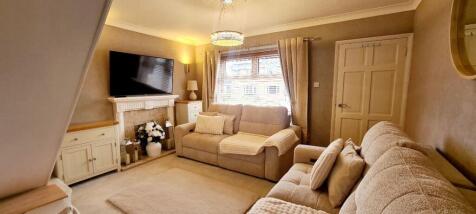 Thirlmere Drive photo 4