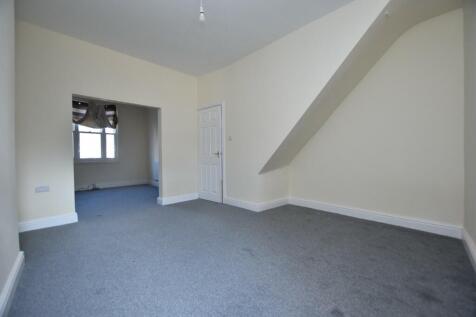 31 Wellington Road, Wrexham, LL13 7PF photo 3