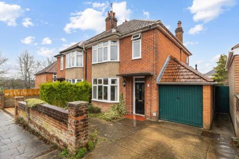 103037_3 St Clair Road(2).jpg