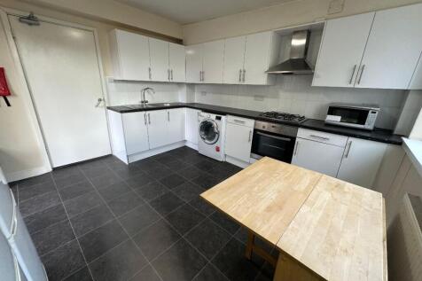 Room 8, Spalding Way, CB1 photo 3