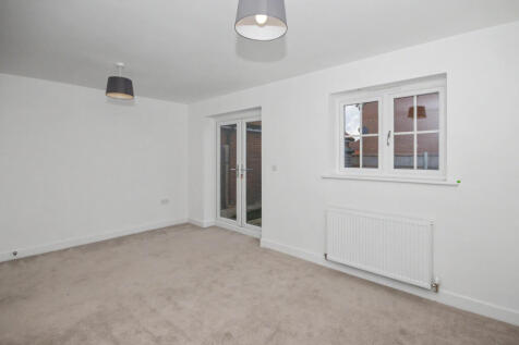 Sapphire House, Norton Road, Thurston, Suffolk photo 4
