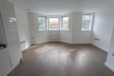 5 Uxbridge Road, Ealing photo 3